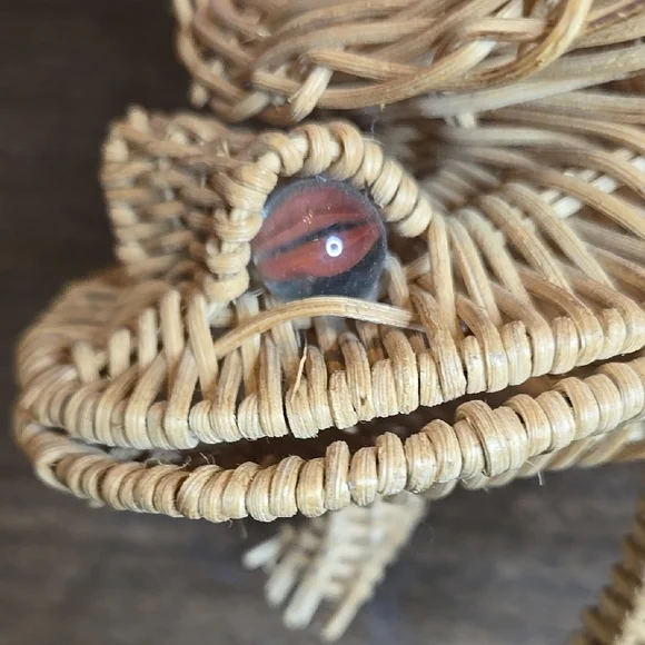 *Vintage 1970s Wicker Frog Planter - Picture 11 of 12